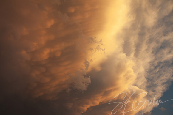 Mammatus Clouds at Leading Edge of Storm, August 1, 2018